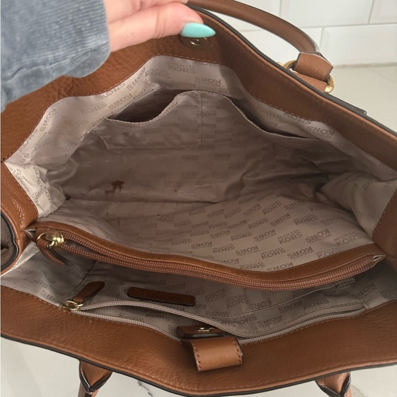 Michael Kors Hamilton purse - Picture 6 of 7